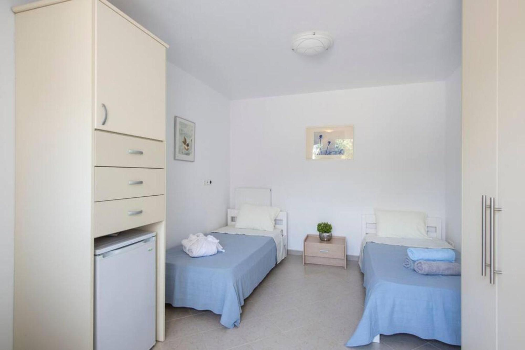 Villa Dionysos In Aliki Екстер'єр фото