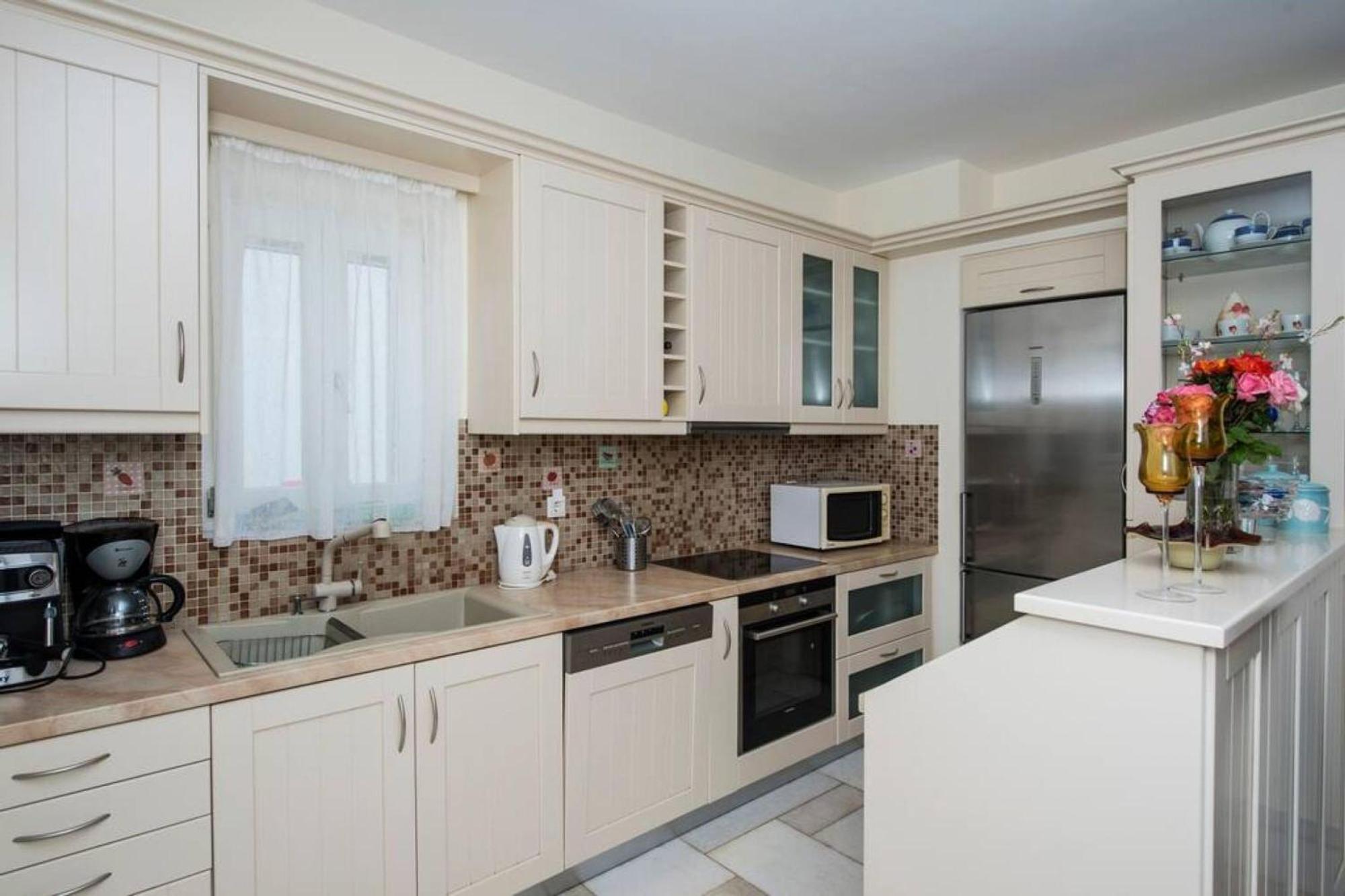 Villa Dionysos In Aliki Екстер'єр фото